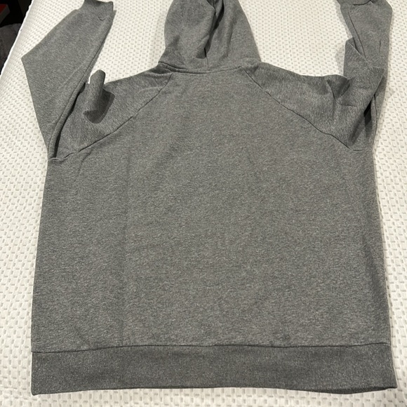 Under Armour Hoodie - Picture 4 of 4